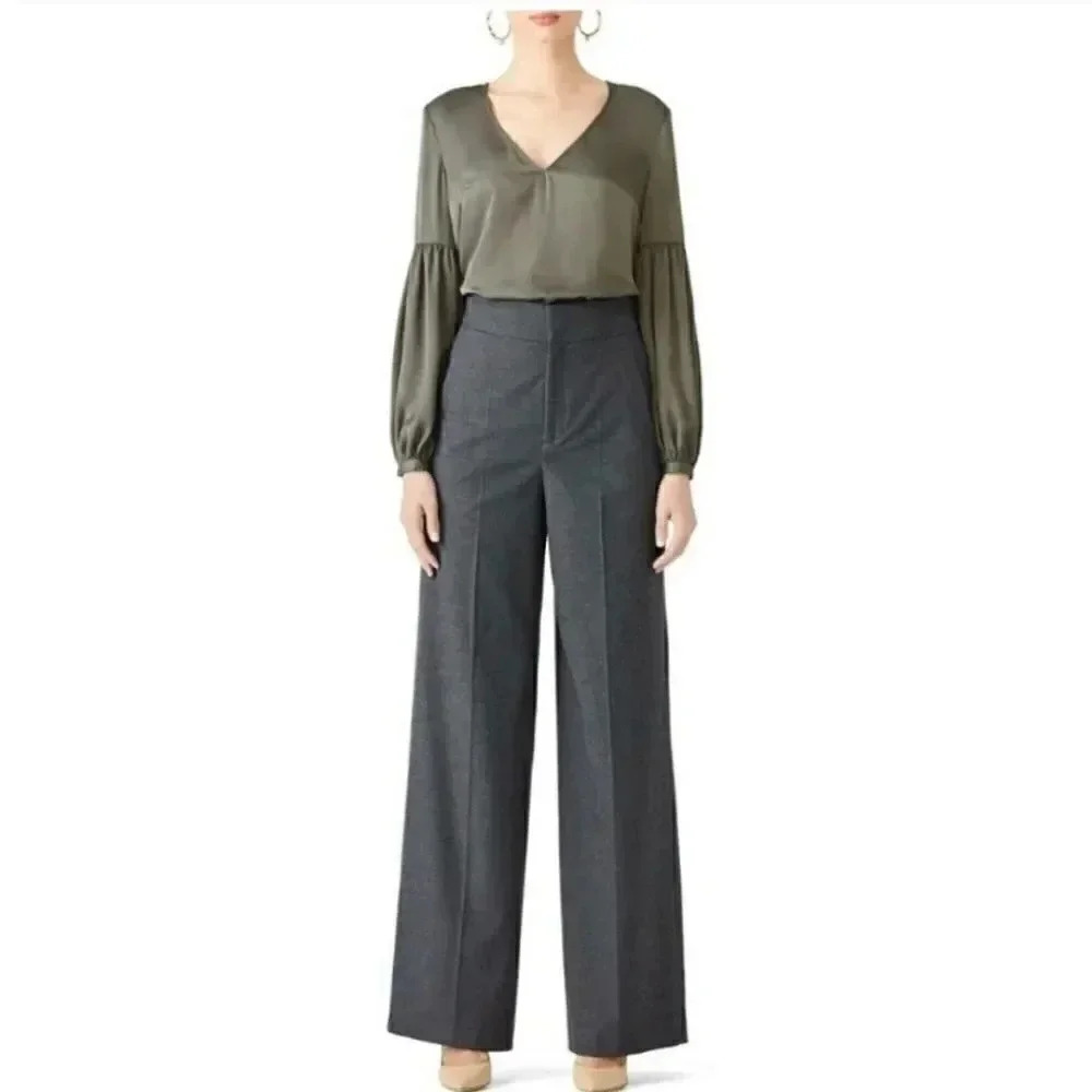 Revolve L'academie The Maya Long sleeve Blouse in Olive - Picture 3 of 3